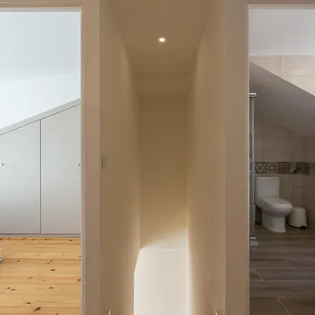 Graca Duplex شقة