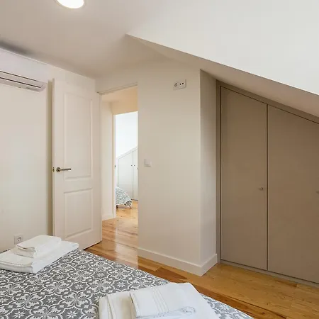 Graca Duplex Apartament *